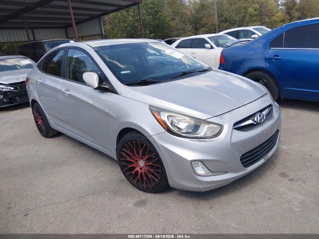2013 Hyundai Accent Gls მანქანა იყიდება აუქციონზე, vin: KMHCU4AE4DU316210, აუქციონის ნომერი: 46117369