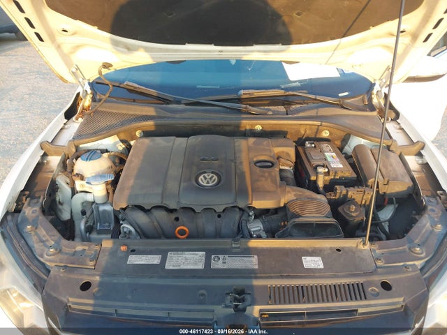 2012 Volkswagen Passat 2.5l Se მანქანა იყიდება აუქციონზე, vin: 1VWBP7A38CC010507, აუქციონის ნომერი: 46117423