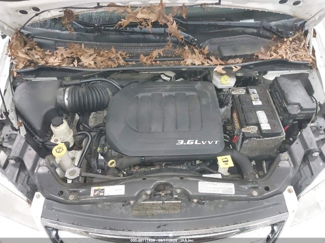 2013 Chrysler Town & Country Touring მანქანა იყიდება აუქციონზე, vin: 2C4RC1BG5DR565614, აუქციონის ნომერი: 46117439