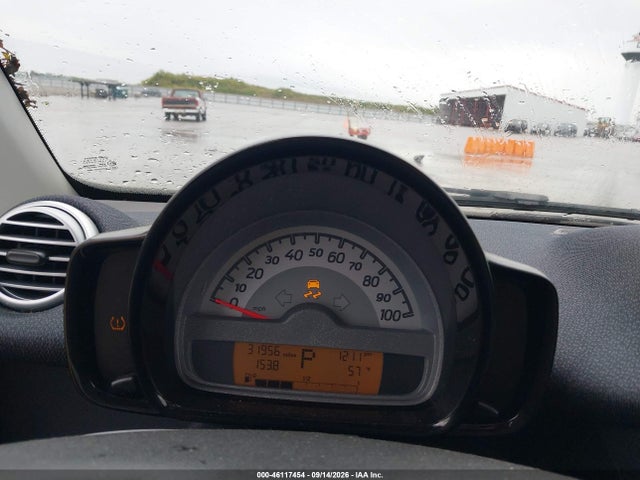 2013 Smart Fortwo Passion მანქანა იყიდება აუქციონზე, vin: WMEEJ3BA5DK685263, აუქციონის ნომერი: 46117454