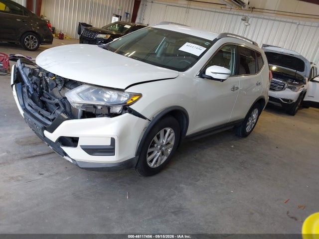 Nissan ROGUE SV 2017 KNMAT2MT4HP544385 Image 2