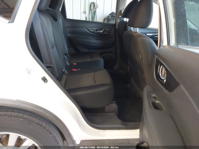 Nissan ROGUE SV 2017 KNMAT2MT4HP544385 Image 8