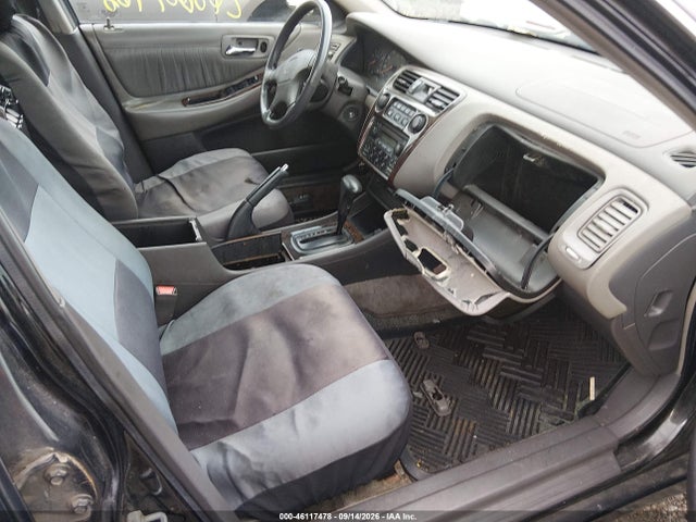 46117478 :رقم المزاد ، 1HGCG6679WA056992 vin ، 1998 Honda Accord Ex مزاد بيع