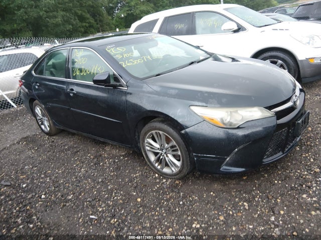 46117491 :رقم المزاد ، 4T1BF1FK1HU323088 vin ، 2017 Toyota Camry Se مزاد بيع