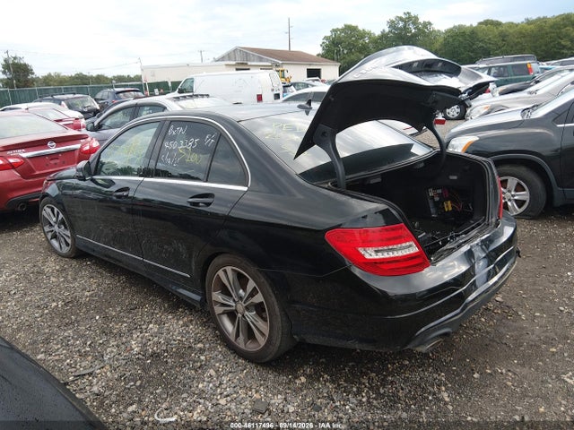 2013 Mercedes-benz C 300 Sport 4matic მანქანა იყიდება აუქციონზე, vin: WDDGF8AB5DR278010, აუქციონის ნომერი: 46117496
