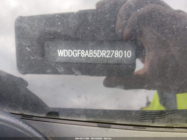 2013 Mercedes-benz C 300 Sport 4matic მანქანა იყიდება აუქციონზე, vin: WDDGF8AB5DR278010, აუქციონის ნომერი: 46117496