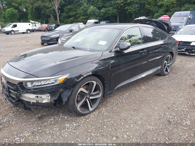46117513 :رقم المزاد ، 1HGCR2F59HA158166 vin ، 2017 Honda Accord Sport مزاد بيع