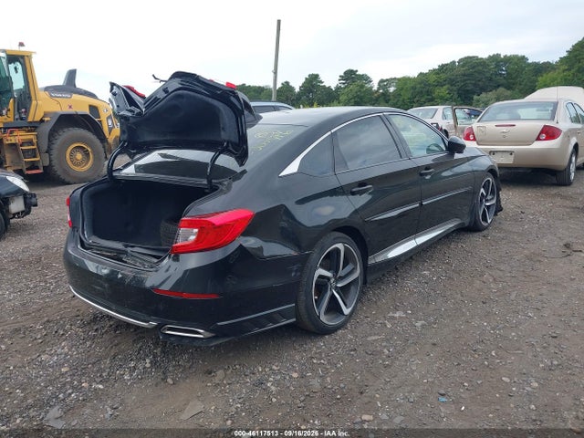 46117513 :رقم المزاد ، 1HGCR2F59HA158166 vin ، 2017 Honda Accord Sport مزاد بيع