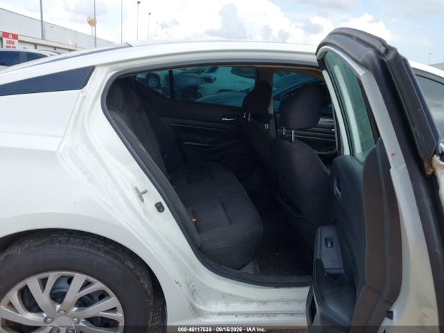 46117538 :رقم المزاد ، 1N4BL4BV2KC198510 vin ، 2019 Nissan Altima 2.5 S مزاد بيع