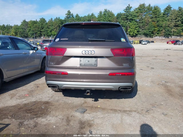 WA1LAAF79JD032938 Audi Q7 3.0t Premium