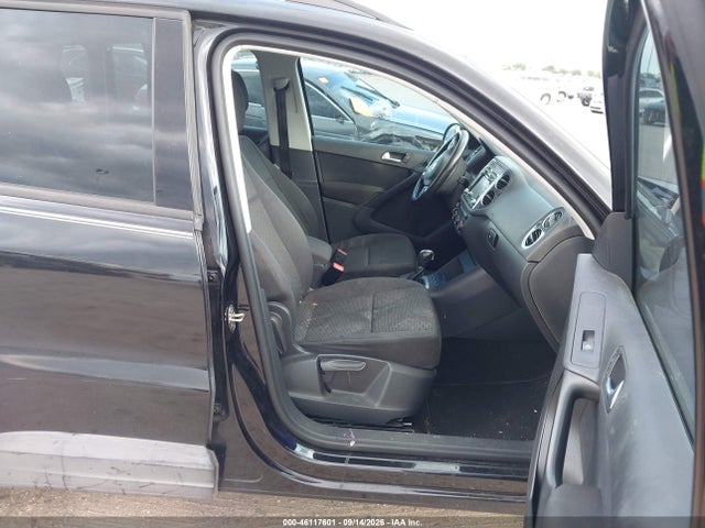 Aukcja sprzedaży 2015 Volkswagen Tiguan S, vin: WVGAV7AX7FW603538, numer aukcji: 46117601