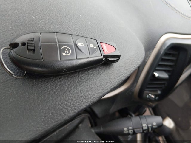 2016 Jeep Cherokee Latitude მანქანა იყიდება აუქციონზე, vin: 1C4PJMCSXGW294725, აუქციონის ნომერი: 46117625
