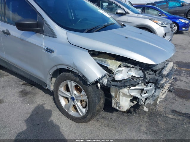 Продажа на аукционе авто 2015 Ford Escape S, vin: 1FMCU0F79FUB93767, номер лота: 46117660
