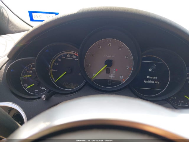 Aukcja sprzedaży 2016 Porsche Cayenne E-hybrid S, vin: WP1AE2A24GLA63708, numer aukcji: 46117711