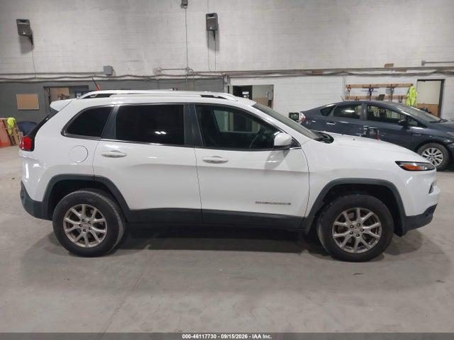 2015 Jeep Cherokee Latitude მანქანა იყიდება აუქციონზე, vin: 1C4PJMCB8FW528729, აუქციონის ნომერი: 46117730