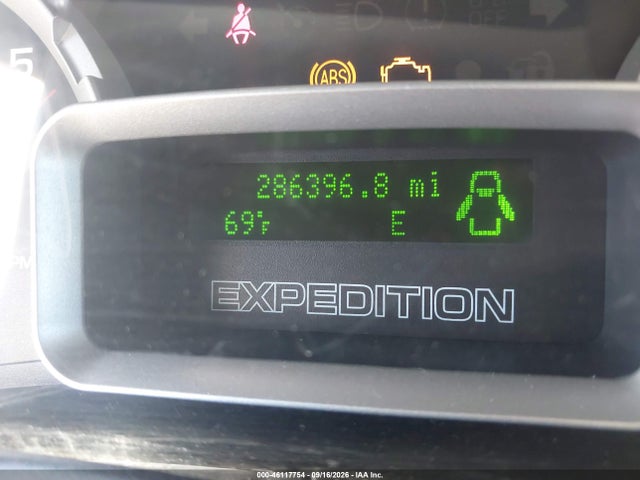 46117754 :رقم المزاد ، 1FMFU16548LA32706 vin ، 2008 Ford Expedition Xlt مزاد بيع