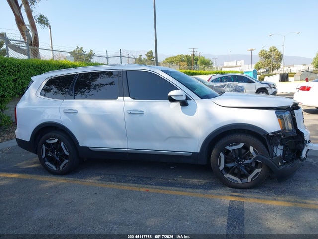 KIA Telluride S 2023 5XYP64GC0PG346588 Image 13