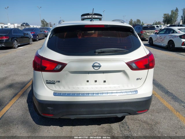 JN1BJ1CP0HW012715 Nissan Rogue Sport Sv
