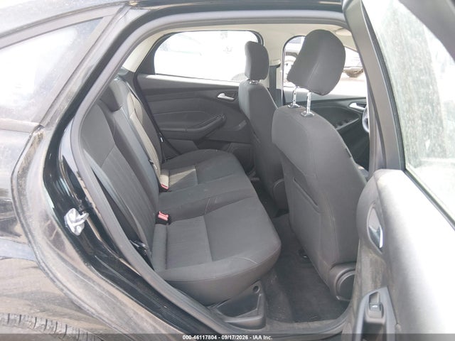 2015 Ford Focus Se მანქანა იყიდება აუქციონზე, vin: 1FADP3F25FL218228, აუქციონის ნომერი: 46117804