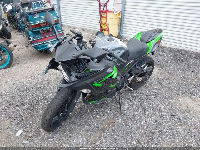 Продажа на аукционе авто 2019 Kawasaki Ex400, vin: JKAEXKG15KDA35590, номер лота: 46117805