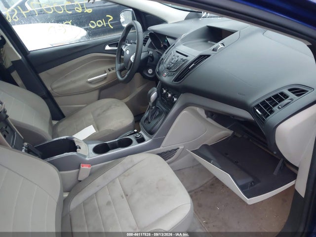 46117828 :رقم المزاد ، 1FMCU0GXXGUB41077 vin ، 2016 Ford Escape Se مزاد بيع
