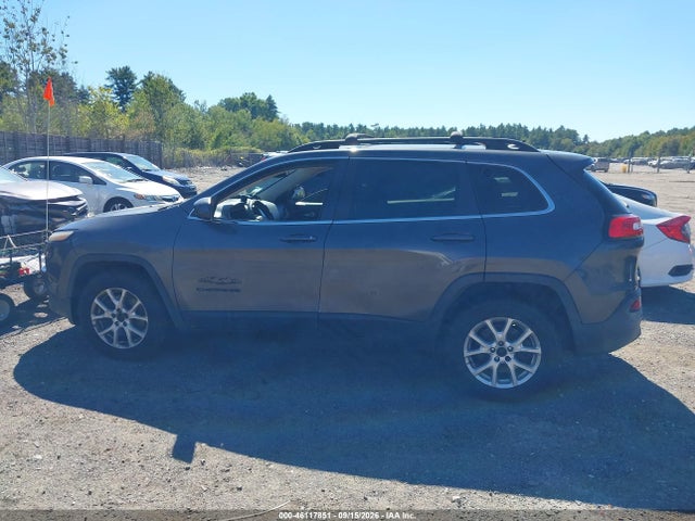 Jeep Cherokee Latitude 2016 1C4PJMCB9GW182241 Image 14