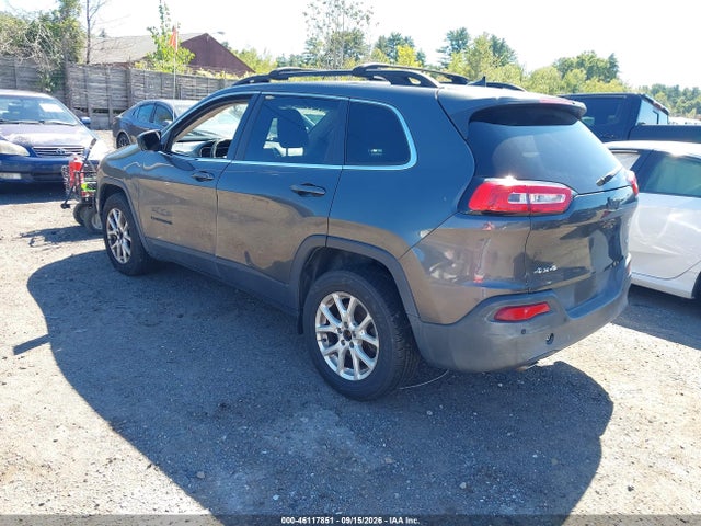 Jeep Cherokee Latitude 2016 1C4PJMCB9GW182241 Image 3