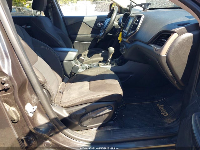 Jeep Cherokee Latitude 2016 1C4PJMCB9GW182241 Image 5