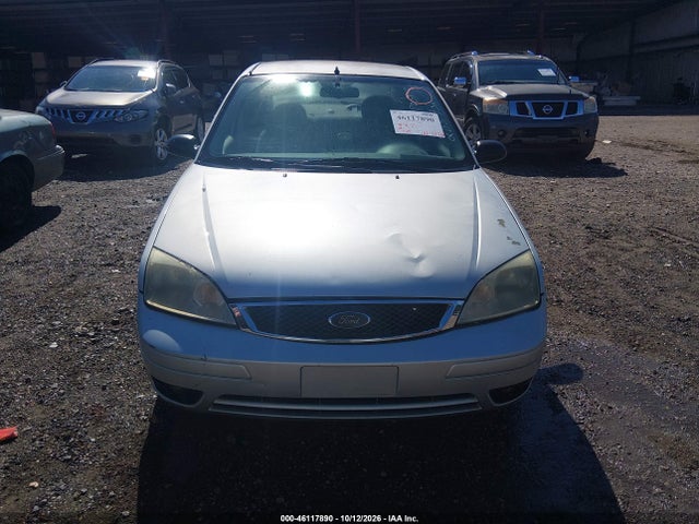 46117890 :رقم المزاد ، 1FAFP34N05W285936 vin ، 2005 Ford Focus Zx4 مزاد بيع