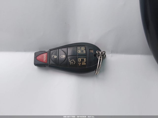 Продажа на аукционе авто 2014 Chrysler Town & Country S, vin: 2C4RC1HG0ER132419, номер лота: 46117895