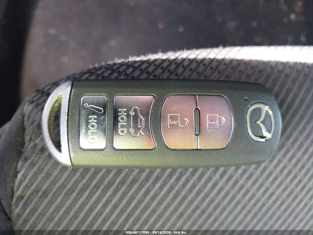 46117898 :رقم المزاد ، 3MZBN1U71HM138174 vin ، 2017 Mazda Mazda3 Sport مزاد بيع