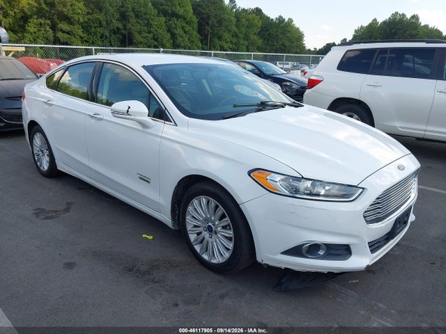 2015 Ford Fusion Energi Se Luxury მანქანა იყიდება აუქციონზე, vin: 3FA6P0PU5FR286683, აუქციონის ნომერი: 46117905