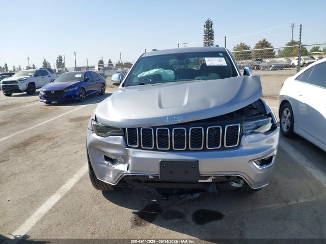 Продажа на аукционе авто 2017 Jeep Grand Cherokee Limited 4x2, vin: 1C4RJEBGXHC877570, номер лота: 46117928