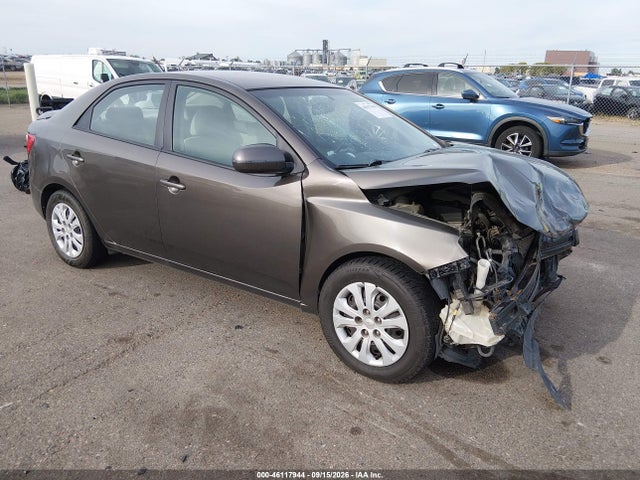 46117944 :رقم المزاد ، KNAFU4A23B5464487 vin ، 2011 Kia Forte Ex مزاد بيع