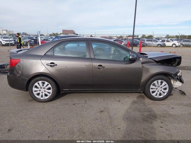 2011 Kia Forte Ex მანქანა იყიდება აუქციონზე, vin: KNAFU4A23B5464487, აუქციონის ნომერი: 46117944