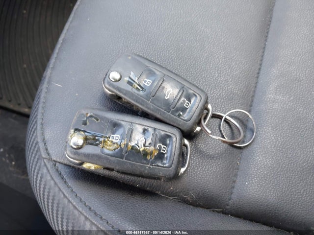Aukcja sprzedaży 2013 Volkswagen Beetle 2.5l, vin: 3VWHX7AT8DM603696, numer aukcji: 46117967