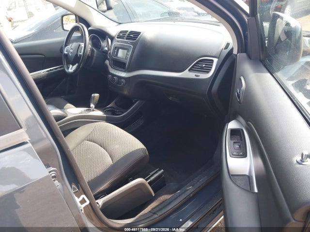 Dodge Journey Crossroad 2017 3C4PDCGGXHT564485 Image 5