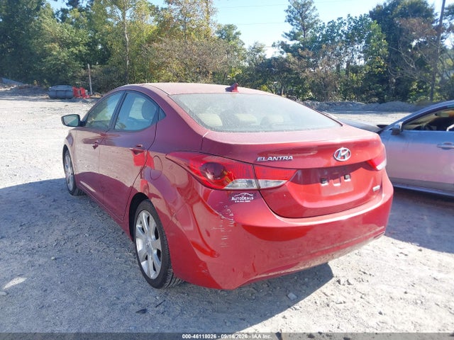 2013 Hyundai Elantra Limited მანქანა იყიდება აუქციონზე, vin: KMHDH4AE8DU561939, აუქციონის ნომერი: 46118026