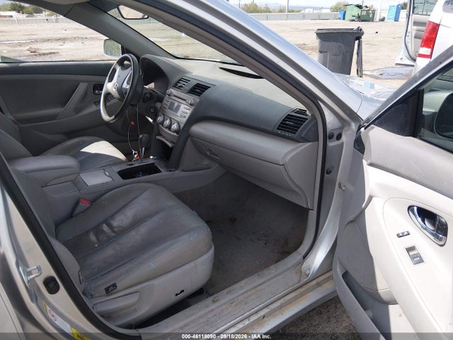 2011 Toyota Camry Le V6 მანქანა იყიდება აუქციონზე, vin: JTNBK3EK6B3050672, აუქციონის ნომერი: 46118090