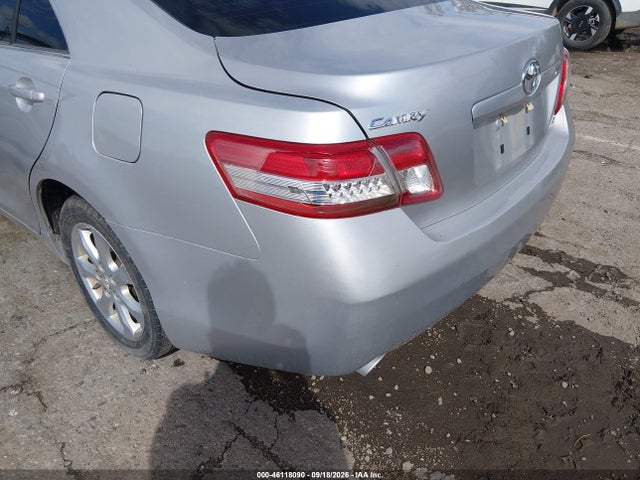 2011 Toyota Camry Le V6 მანქანა იყიდება აუქციონზე, vin: JTNBK3EK6B3050672, აუქციონის ნომერი: 46118090