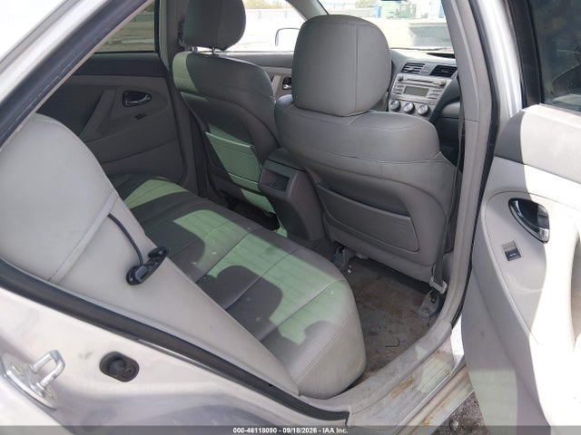 2011 Toyota Camry Le V6 მანქანა იყიდება აუქციონზე, vin: JTNBK3EK6B3050672, აუქციონის ნომერი: 46118090