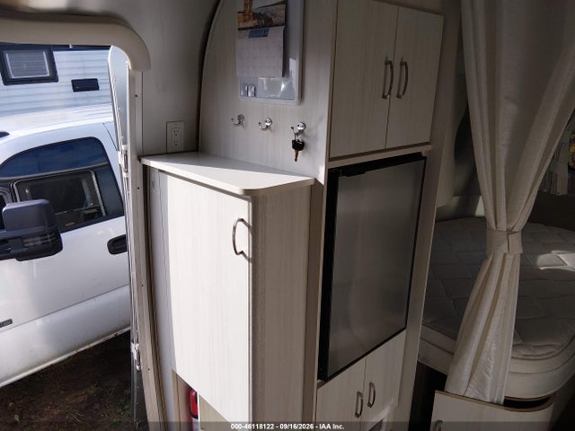 2021 Airstream Other მანქანა იყიდება აუქციონზე, vin: 1STCMAA16MJ556281, აუქციონის ნომერი: 46118122