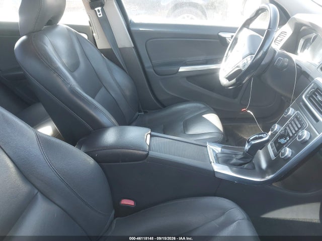 Aukcja sprzedaży 2016 Volvo S60 T5 Drive-e Premier, vin: YV126MFK5G2390965, numer aukcji: 46118148