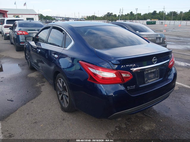 2016 Nissan Altima 2.5 Sr მანქანა იყიდება აუქციონზე, vin: 1N4AL3APXGN383036, აუქციონის ნომერი: 46118149