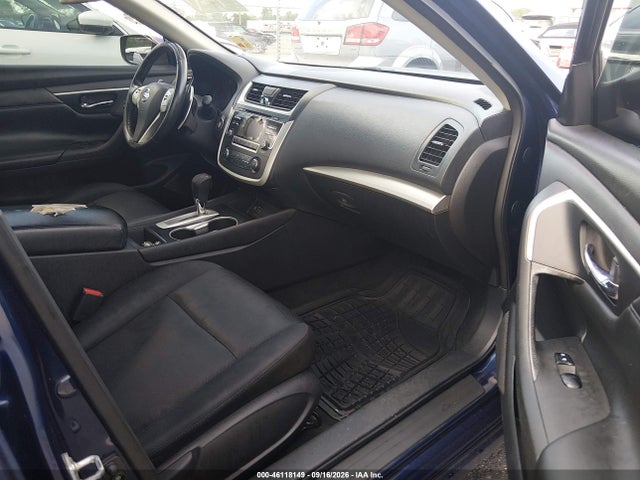 2016 Nissan Altima 2.5 Sr მანქანა იყიდება აუქციონზე, vin: 1N4AL3APXGN383036, აუქციონის ნომერი: 46118149