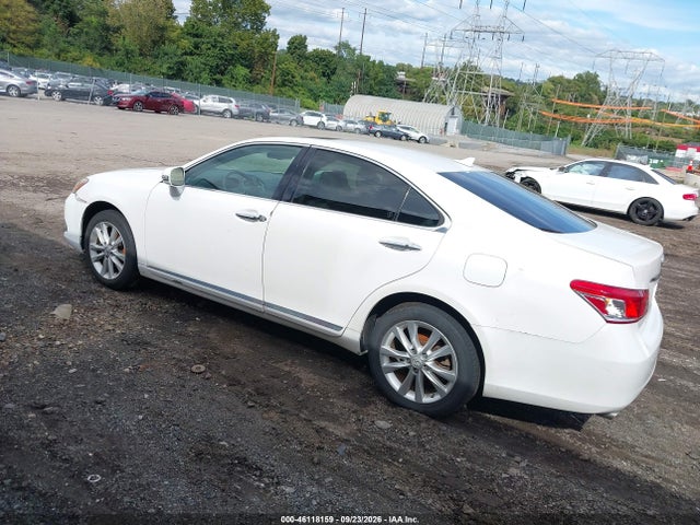 Продаж на аукціоні авто 2011 Lexus Es 350, vin: JTHBK1EG8B2440990, номер лоту: 46118159
