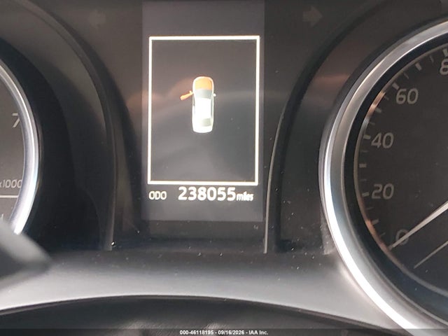2018 Toyota Camry Se მანქანა იყიდება აუქციონზე, vin: 4T1B11HK9JU043808, აუქციონის ნომერი: 46118195