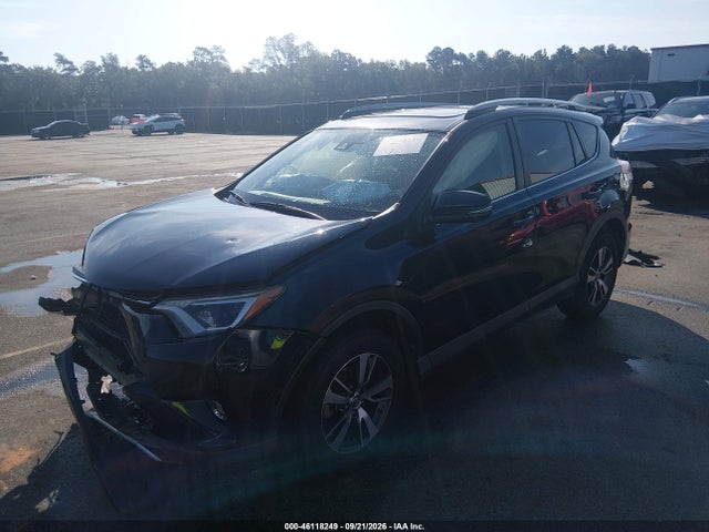2018 Toyota Rav4 Xle მანქანა იყიდება აუქციონზე, vin: JTMWFREV6JJ744098, აუქციონის ნომერი: 46118249