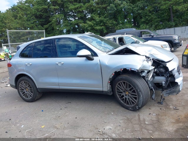 Aukcja sprzedaży 2017 Porsche Cayenne Platinum Edition, vin: WP1AA2A23HKA83760, numer aukcji: 46118305