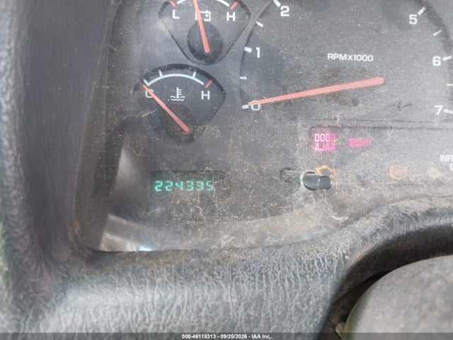 46118313 :رقم المزاد ، 1D4HR48N83F628232 vin ، 2003 Dodge Durango Slt مزاد بيع